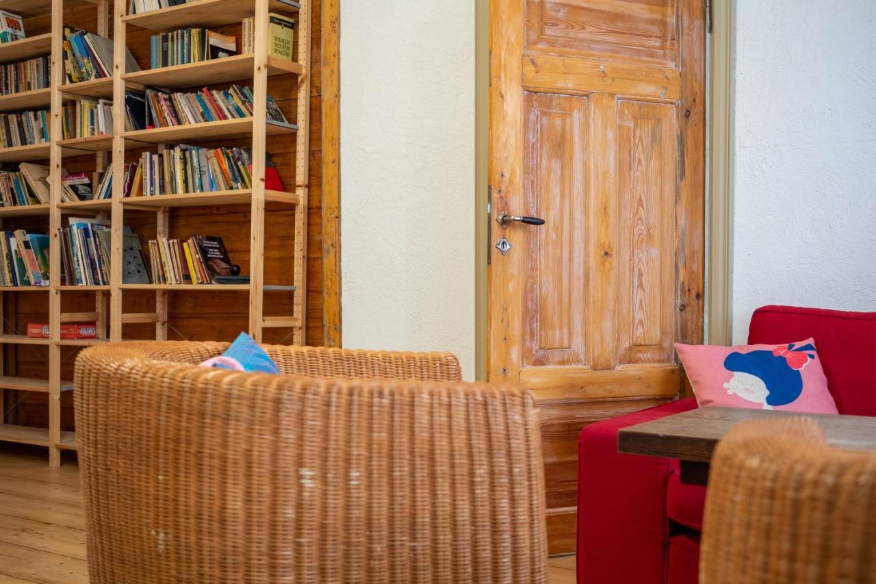Dream Stay - Historic Old Town Apartment From 1364 Tallinn Buitenkant foto
